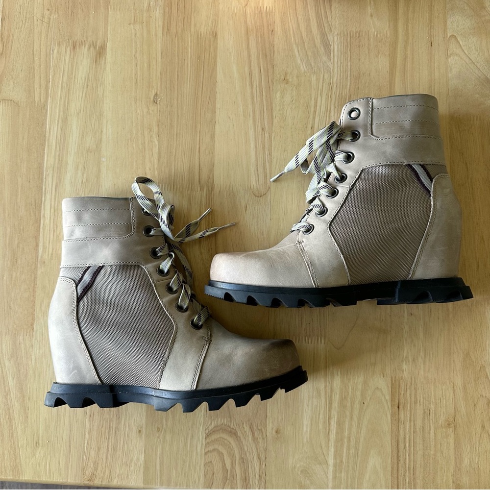 Sorel The Joan of Arctic Wedge III Lexie Bootie